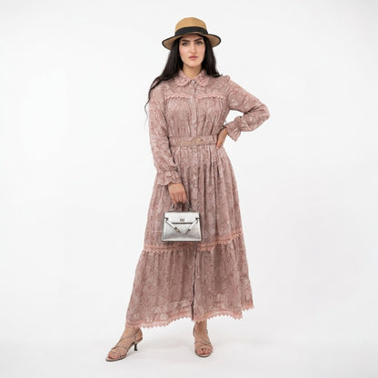 Vestido Largo Camisero con Bordado Floral y Detalles de Encaje