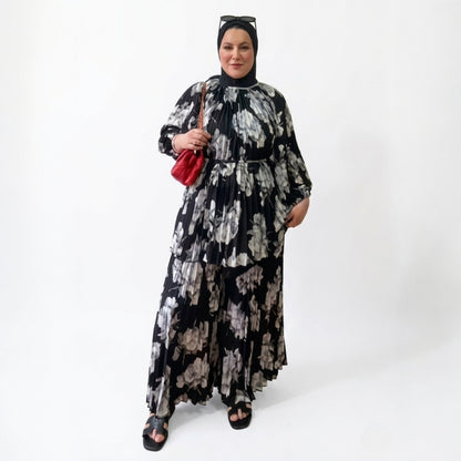 Conjunto Plisado Elegante “Maya” de 2 Piezas | Estilo Floral Negro y Blanco